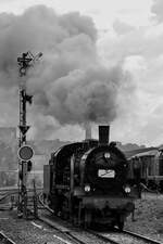 Mitte April 2026 wurden anlässlich der Museumstage im Bochumer Eisenbahnmuseum Führerstandsmitfahrten auf der 1918 gebauten Dampflokomotive 38 2267 angeboten.