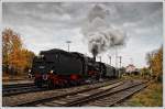 Unser Abschiedsfoto vom Preuendampf im Bayernland. Die in 38 3101 umbezeichnete GEG Lok 638.1301 mit ihrem Fotopersonenzug am 19.10.2008 bei der Ausfahrt aus Trostberg Richtung Garching.  