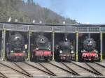 38 1772,52 8134-0,78 468,und die T11 des Mindener Preuenzuges stehen am 6.4.10 im Lokschuppen des historischem BW Gerolstein.