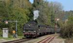 Posen 2455 und 86 333 (Schluss) mit dem Planzug +Sonderzug (Zollhaus Blumberg-Weizen) in Weizen 19.10.13