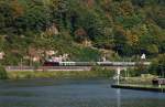 Mit dem P 93240 von Heilbronn nach Neustadt (Weinstrae) erreicht 38 3156 am 26. September 2009 in wenigen Augenblicken den Bahnhof von Hirschhorn (Neckar).