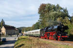 41 1144 der IGE Werrabahn dampfte gestern mit dem Rotkäppchen-Express nach Freyburg(Unstrut) durch Loitsch.