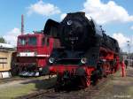 242 002-4 des SEM Chemnitz und 41 1144-9 der IG Werratalbahn Eisenach stehen am 25.08.2007 im Bw Chemnitz Hilbersdorf anlsslich des 17.