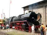 41 1185 auf dem Gelnde des DB-Museum Halle/Saale am 06.07.08. Mit geffneter Rauchkammer konnte ich sie im Bild festhalten.