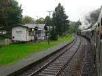 41 1144-9 steht hier mit dem Elstertal Express in Bahrtmhle, am 25.09.10.