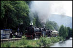 41360 und 41241 stehen hier am 27.5.1995 am Obermannbach Stausee für eine Scheinanfahrt mit dem BDEF Sonderzug bereit.