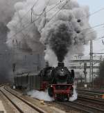 41 018 mit DPE 92986 von Stuttgart nach Innsbruck (41 018 aber erst ab Mnchen Pasing am Zug) am 21.03.2009 am Heimeranplatz in Mnchen.