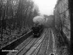 Am 15. Dezember 2001 wurde eine Dampfsonderfahrt von Berlin nach Goslar durchgeführt. Das Foto zeigt den Zug bei der Einfahrt in den Bahnhof Goslar.