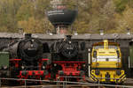 044 377-0, 66 002 und rechts Opellok im Eisenbahnmuseum Bochum Dahlhausen, April 2018.