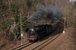 44 2546 auf der Tharandter Steige am 02.04.2011 mit einem Sonderzug aus Dresden.