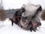 Nostalgie Pur, die BR 44 bei einer Plandampf Aktion auf der Strecke Meiningen Erfurt. Hier im Bahnhof Zella - Mehlis. 