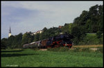 Untere Kochertalbahn am 13.08.1989: 50622 mit einem Sonderzug bei Gochsen auf dem Weg nach Ohrnberg.