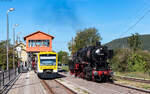 50 2988 beim Umsetzen im Bahnhof Zollhaus-Blumberg 6.9.26. Links macht VT 243 eine kurze Pause