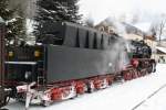 50 3648-8 auf dem Abstellgleis am 14.02.09 in Annaberg-Buchholz Sd. Der Tender hat schon einiges an Schnee aufgesammelt.