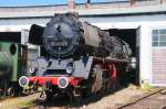 Fahrzeugparade in Nrdlingen zum 40-Jhrigen: Tenderlos prsentierte sich 50 3600-9 vor dem Lokschuppen in der Frhsommersonne. (13.06.2009).