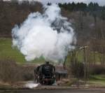 50 2740 mit P 206 (Gerolstein - Ulmen) am 5. April 2010 bei Hohenfels.