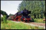 50622 befuhr am 13.8.1989 mit einem Sonderzug des BDEF die Nebenbahn Jagstfeld - Ohrnberg hier bei Oedheim.