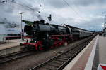 52 1360 am 1.5.18 im Rahmen des Dampfspektakel in Trier Hbf kurz vor der Abfahrt nach Wittlich Hbf.