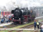 52 8177-9 zeigt sich kurz ohne Rauchschleier - Dampflokparade Wolsztyn, 27.4.2013
