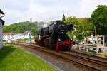 Dampf in den Taunus am 20.05.24 mit Historische Eisenbahn Frankfurt 52 4867 in Königstein 