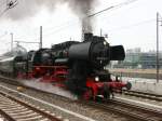 52 8079 mit Sonderzug nach Decin bei der Ausfahrt aus dem Dresdner Hbf. 24.05.2008