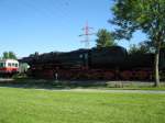 Die Dampflock 52 8012 der Wutachtalbahn (Sauschwnzlebahn) abgestellt vor dem Bahnhof von Blumberg/Zollhaus aufgenommen am 13.06.09.