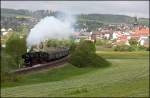 52 8195 verlsst Untersteinach in Richtung Neuenmarkt-Wirsberg.