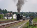 52 8154-8 fuhr am 14.05.11 von Leipzig nach Adorf, hier zusehen im Bahnhof Adorf bei der Rckfahrt nach Leipzig.