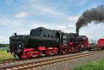 52 6106 mit Rungenwagen bei Eu-Wikirchen - 18.05.2011