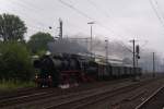 52 8134 mit einem Sonderzug nach Duisburg in Dsseldorf-Eller am 26.06.2011