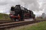 52 8154 auf Rangierfahrt am 08.10.2011 im Eisenbahnmuseum Weimar, beim dort stattfindenden Eisenbahnfest.