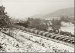 Dereinst in Rottweil - Kindheitserinnerungen. Im Hintergrund der Primtalviadukt mit der 1971 stillgelegten Strecke nach Wellendingen und Balingen. Im Vordergrund 52 7596 der EFZ. Im Oktober 2012.