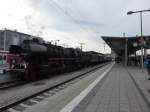 52 8168-8 UEF (Ulmer Eisenbahnfreunde) mit Sonderzug  Rund um München  am Gleis 13, Munchen Ost 2014-12-13 **** Sehen Sie Bahnvideos an - www.youtube.com/user/cortiferroviariamato/videos ****