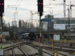 52 8168-8 der BEM (Bayerisches Eisenbahnmuseum) mit Sonderzug  Rund um München  bei der Einfahrt am Gleis 13,aus Richtung Haupfbahnhof kommend,Munchen Ost 2014-12-13 **** Sehen Sie Bahnvideos an