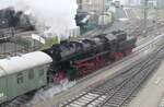 Die 52 8141 mit ihrer Quetschesse vor der Drehscheibe des Bw Dresden-Altstadt zum Dresdner Dampflokfest 2026. Am Tag drauf hat sie einen Güterzug während der Parallelfahrt auf der Tharandter Steilrampe nachgeschoben, schöne Klänge waren das!