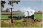 57 2770 (=GEG-Lok 657.2770) mit ihrem Fotogterzug am 17.10.08 zwischen Sulzbach am Inn und Frstenzell.