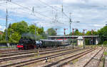 75 1118 und 58 311 (Zugschluss) mit dem DRC 88472 (Freiburg Hbf - Donaueschingen) bei der Einfahrt Villingen 16.5.26