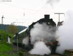 58 1111-2 (58 311) mit ihrem Lr (Triberg-ROttweil) bei der Abfahrt St.Georgen(Schwarzw) 10.5.09