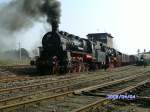 Einer der besten Augenblicke dieses Tages war dieser Fotozug, gezogen von 58 311 quer durchs Schsiche Eisenbahn Museum Chemnitz-Hilbersdorf.