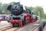 58 3047-6 dahinter 100 126-2 beim BW Fest der IG Traditionslok 58 3047 e.V. Glauchau.15.09.2012