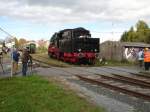 Dampflok BR 58 311 bei den Dampflokfahrten auf der SWEG Strecke
Meckesheim-Hüffenhardt am Samstag den 21.10.2006 in
Hüffenhardt beim rangieren