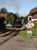 Dampflok BR 58 311 bei den Dampflokfahrten auf der SWEG Strecke  Meckesheim-Hüffenhardt am Samstag den 21.10.2006 abfahrend in  Untergimpern in Richtung Obergimpern