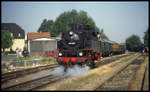 64491 rangiert hier am 30.7.1995 im Bahnhof Preußisch Oldendorf.