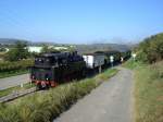 BR64 mit dem  Rebenbummler  auf der Fahrt durch den Kaiserstuhl/Baden in Richtung Breisach  Okt.2007