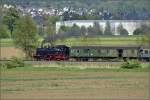 Auf dr schwäbische Eisebahne - oder - 10 Jahre Bodo. 

64 419 mit ihrem Sonderzug im freien Feld bei Niederbiegen. Mai 2014. 