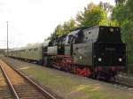 LEG 65 1049-9 mit dem DLr 2487 aus Naumburg (S) Hbf, im Bf Freyburg (U); 10.09.2011