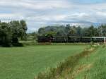 70 083 am 14.07.2012 (anlsslich der 100-Jahr-Feierlichkeiten von Heidelberger Cement) nach der berquerung der Bundesstrae 15 bei Teublitz.