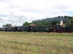 70 083 am 14.07.2012 (anlsslich der 100-Jahr-Feierlichkeiten von Heidelberger Cement) bei der Ortsdurchfahrt in Saltendorf (bei Teublitz).