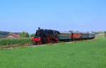 75 1118 pedelt an diesem Sonntag von Amstetten nach Gerstetten mit einem stillechten Sonderzug.Dieser Zug wurde von zahlreichen Fotografen bei Gussenstadt erwartet am 11.8.2013