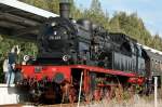 78 468 im Rahmen von Plandampf 2011 Mnsterland beim Wasserfassen im Bahnhof Gronau (24.09.2011)